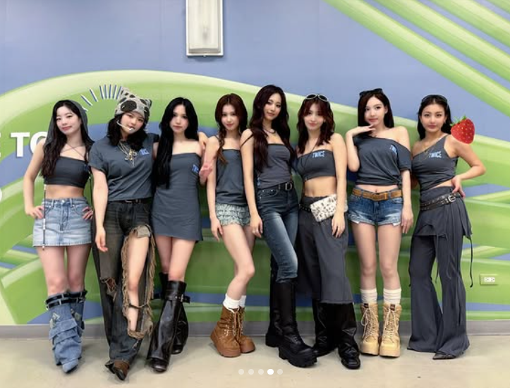 TWICE在高雄開唱。(圖/翻攝TWICE IG)