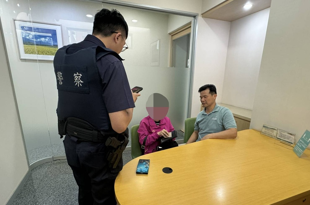 一句小孩急開刀險被騙 要匯30萬元警及時拆穿假劇本 232 cnews204251122a01