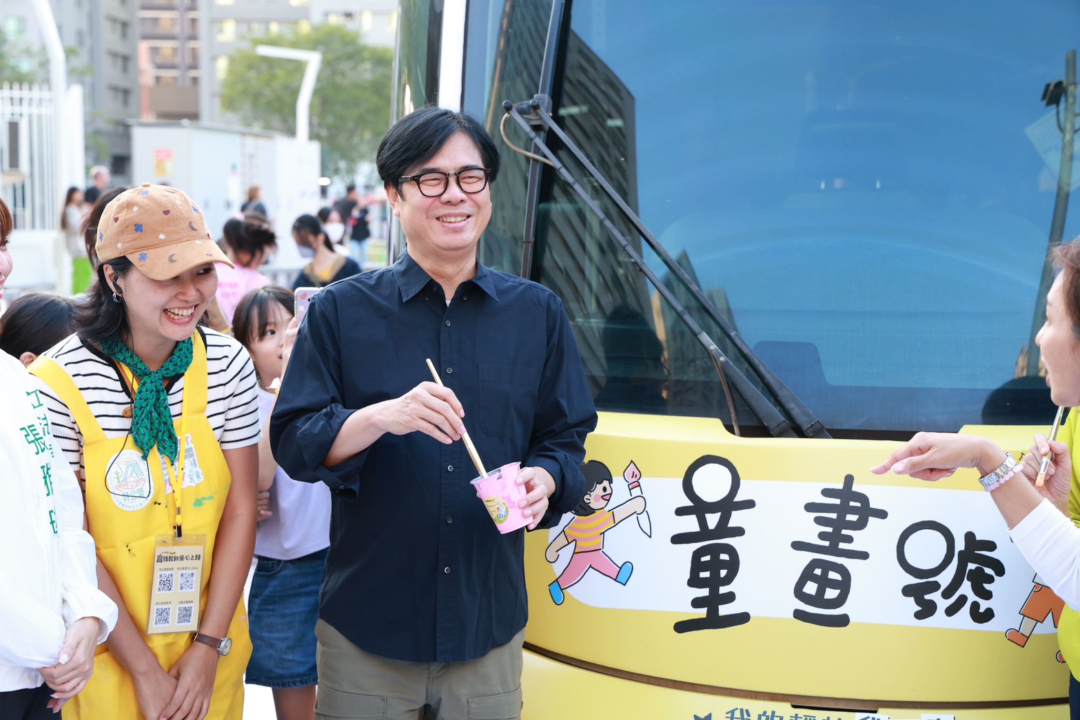台灣首創兒少彩繪輕軌列車啟動 - https://www.watchmedia01.com