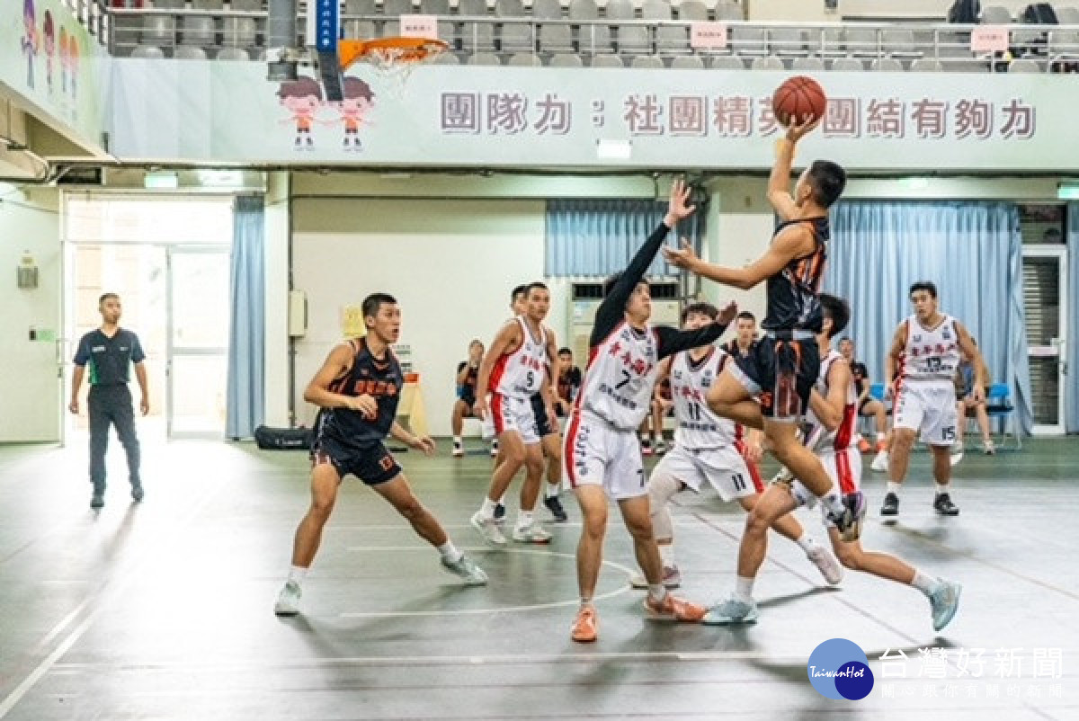 高校籃球賽。林重鎣