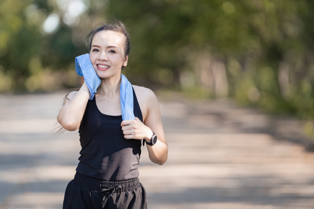 藉由運動保養身體,而健康的身體更是打拚的本錢,也是享受生命的資本。圖/123RF圖庫