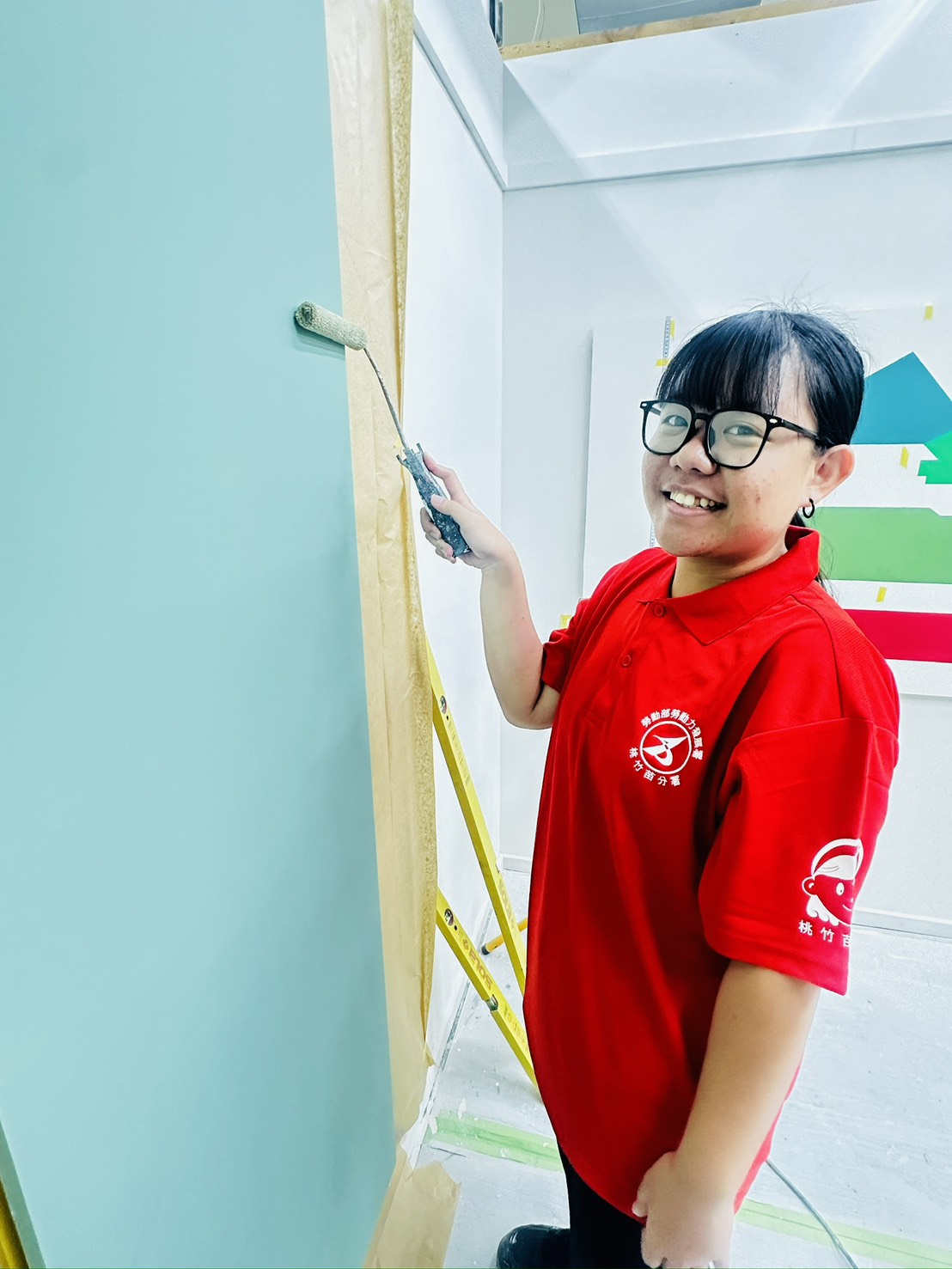 桃竹苗分署16歲選手出戰亞洲技能競賽 力拼漆作金牌續留台灣 S 93667344 0