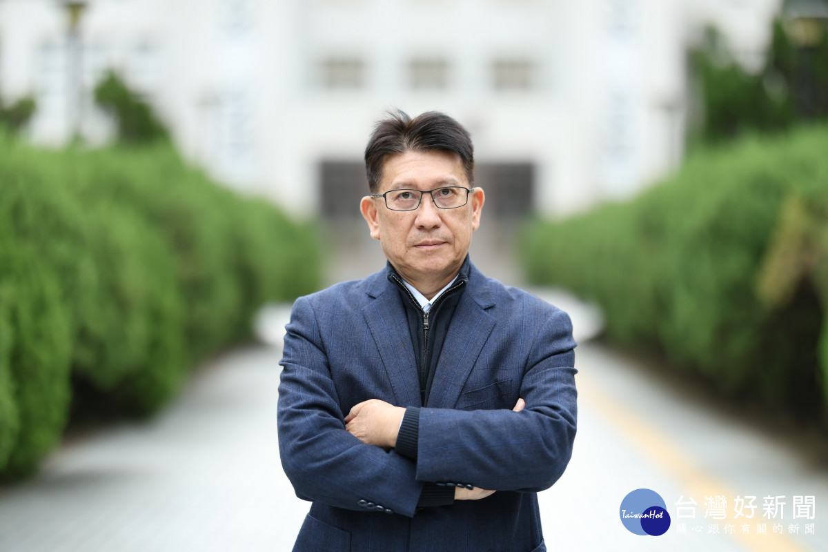 林思銘支持初選以『全民調』選出最適任的候選人。