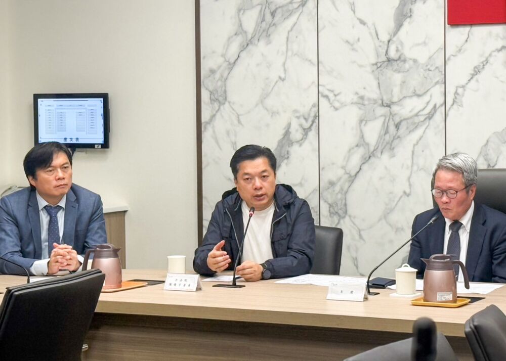 陳俊宇、林國漳赴政院成功爭取防水閘門補助　鳳凰災後補助從寬從簡從優 233