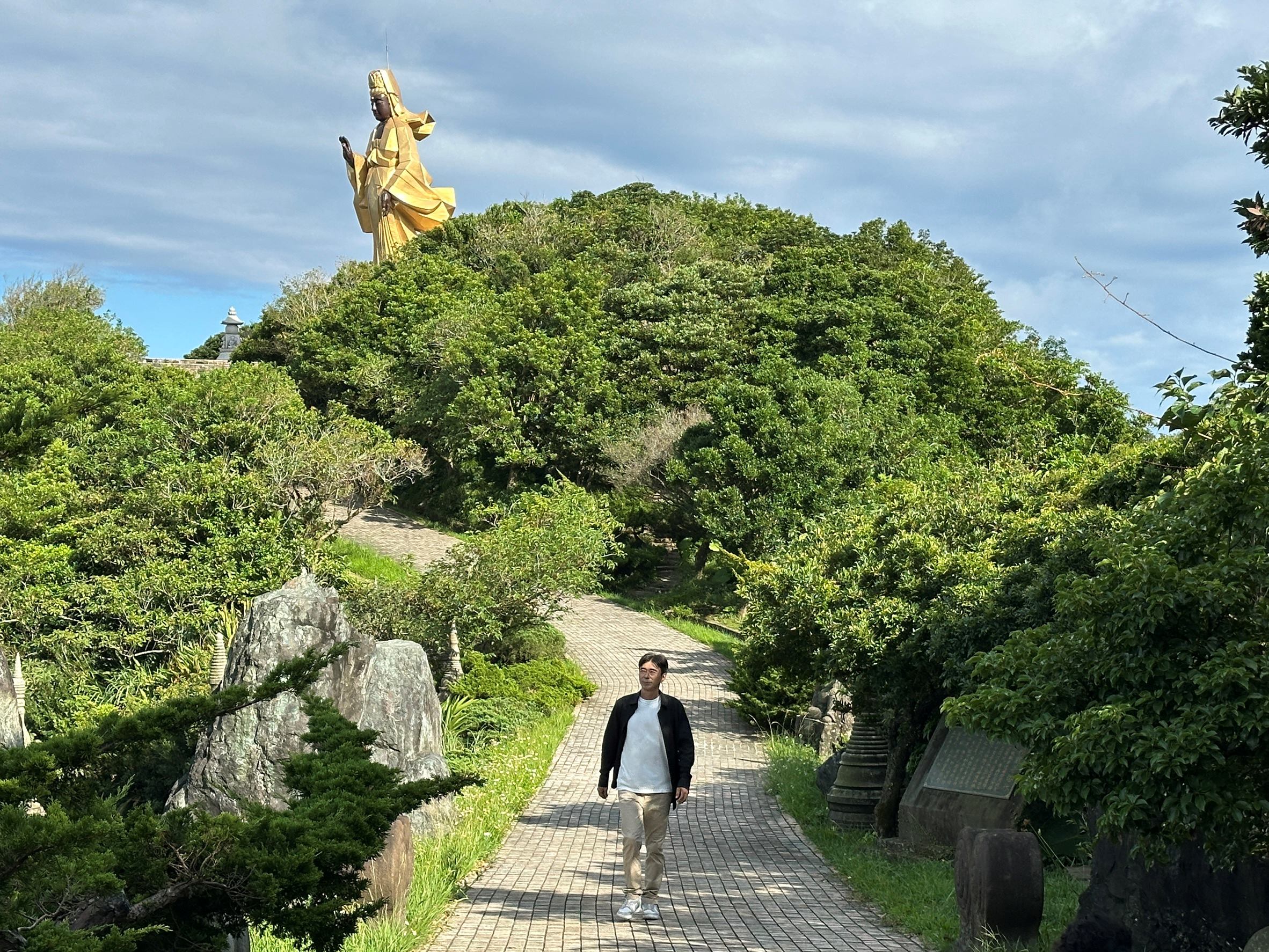 靈鷲山取景!李恩邦公益歌曲《有我們在》MV動人上架 - https://www.watchmedia01.com