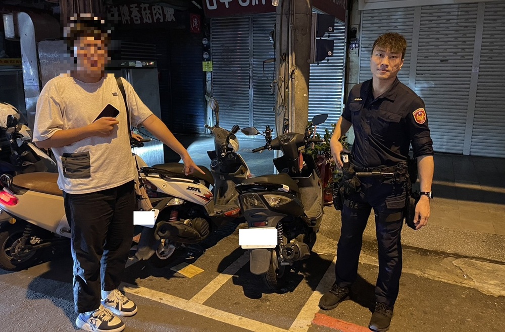 ▲圖說:王姓大學生購物找不到機車以為失竊好慌張,員警調閱監視器、多方比對後尋回 (圖/台中市政府 提供)