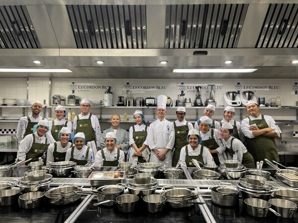 Venerable Yeogeo gave a lecture at the Le Cordon Bleu London Campus