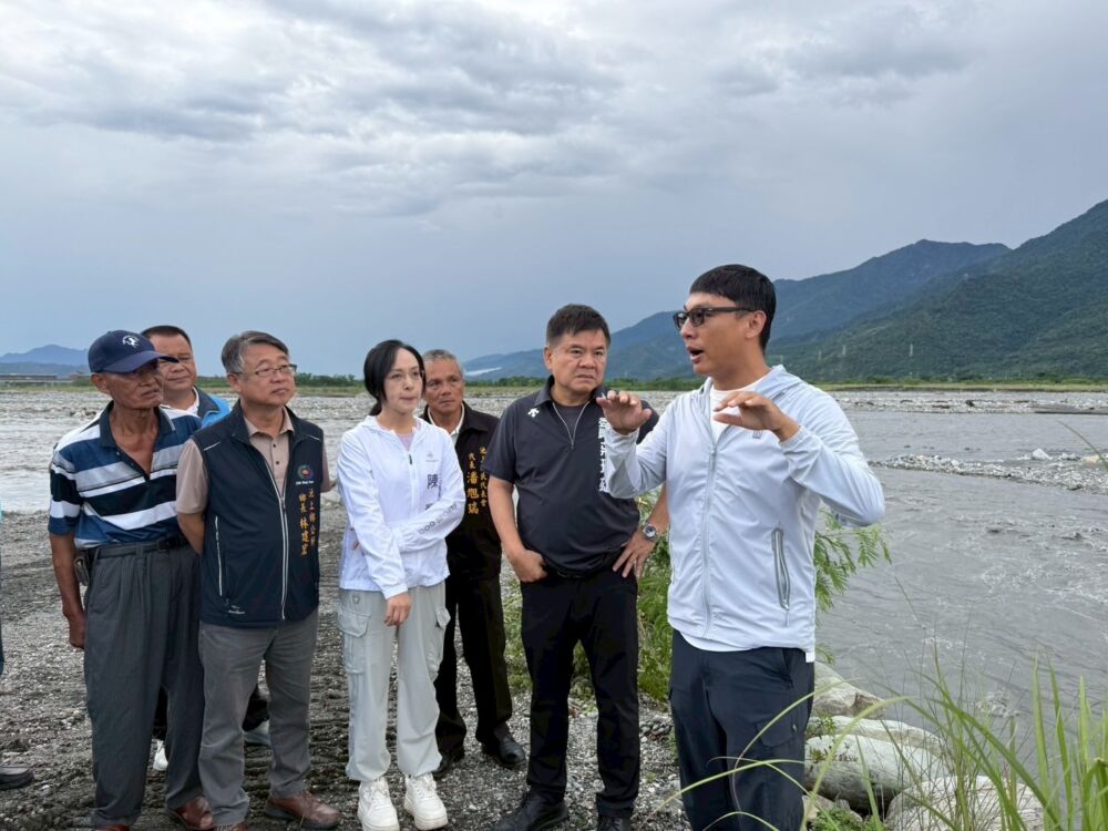台東池上圳逢大雨土堤崩供水斷　陳瑩、莊瑞雄爭取千萬經費助改善 233