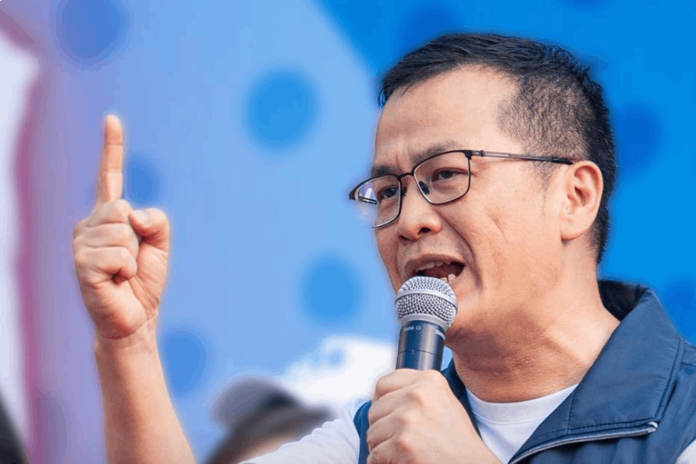 國防特別預算1.25兆 羅智強提醒:烏克蘭面臨割地賠款仍無法進北約 246 照片來源:羅智強臉書