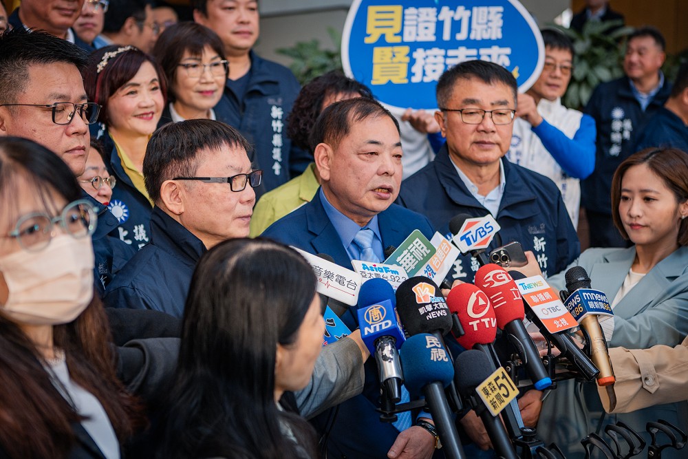 宣布參選新竹縣長獲張鎮榮力挺 陳見賢:出生平凡更了解基層辛苦 242 宣布參選新竹縣長獲張鎮榮力挺 陳見賢:出生平凡更了解基層辛苦 241