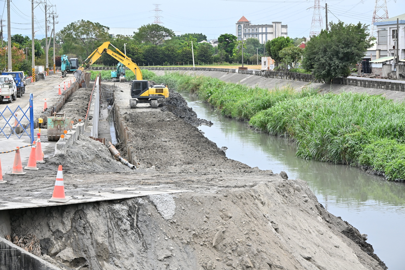 清水溪護岸受損嚴重 縣府啟動3,842萬復建工程強化防洪韌性 - https://www.watchmedia01.com