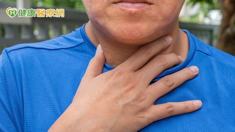食道癌合併下咽癌 微創食道切除術免永久氣切