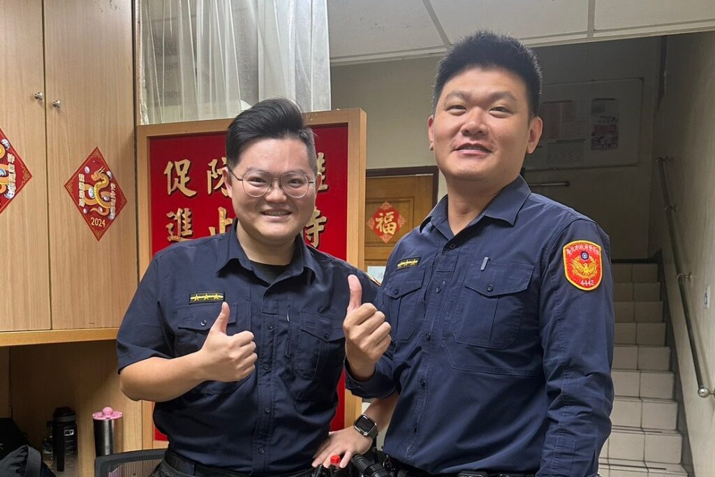 八旬老翁負氣離家 鋼鐵警寒冬中送暖 38 MEITU 20251128 134154025