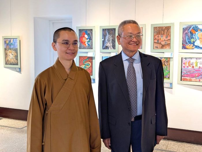《圖說》中華日報社董事長陳樹與台北市新聞記者公會理事長釋妙熙。〈主辦單位提供〉