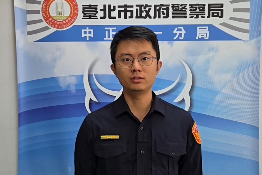 違規闖紅燈露餡 女子拒絕盤查態度閃爍 中正一警攔查揪出竊盜通緝犯 29 MEITU 20251129 093101012