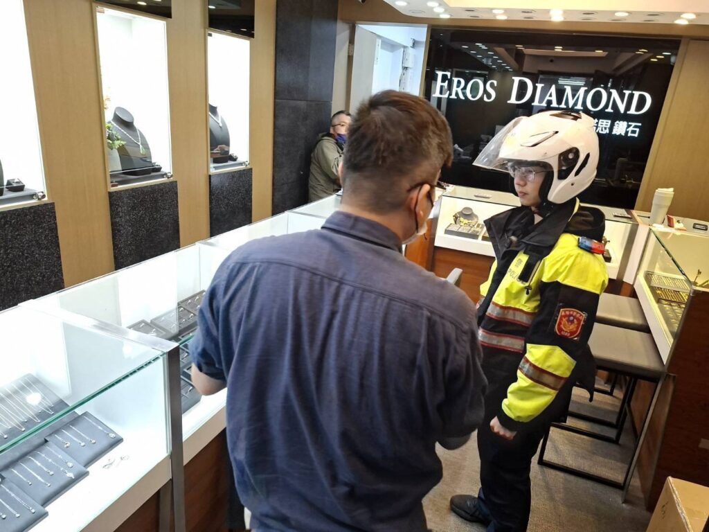 警落實易銷贓場所查察 督促查驗程序強化治安 42 %E4%BA%8C 26