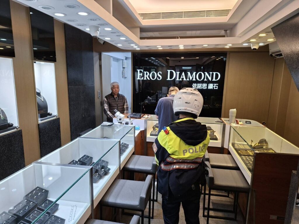 警落實易銷贓場所查察 督促查驗程序強化治安 43 1764397980065