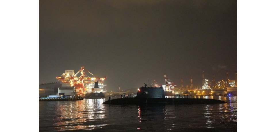 台船：「海鯤軍艦」完成浮航測試 接續實施潛航測試