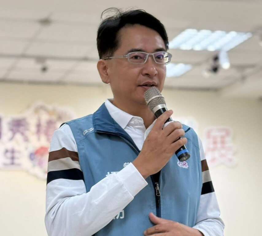 ▲香港火災引警覺!彰化住警器安裝率達99%,但仍不能因此鬆懈。爭取國民黨提名參選彰化縣長的柯呈枋呼籲要再強化安檢、技術人才與學界合作。(記者林明佑翻攝)