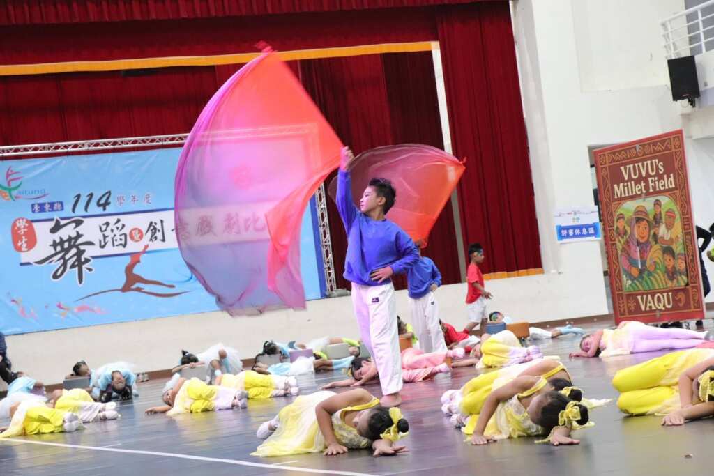 ▲臺東縣政府於今(29)、明兩天在寶桑國中活動中心舉辦「114學年度學生舞蹈比賽」初賽,個人組16組及團體組22組、總計378名選手參加。