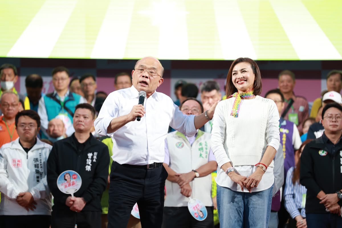 綠營高雄市長民調陷攻防戰 投書:英蘇合作動向及2028黨內布局受關注 202 綠營高雄市長民調陷攻防戰 投書:英蘇合作動向及2028黨內布局受關注 201