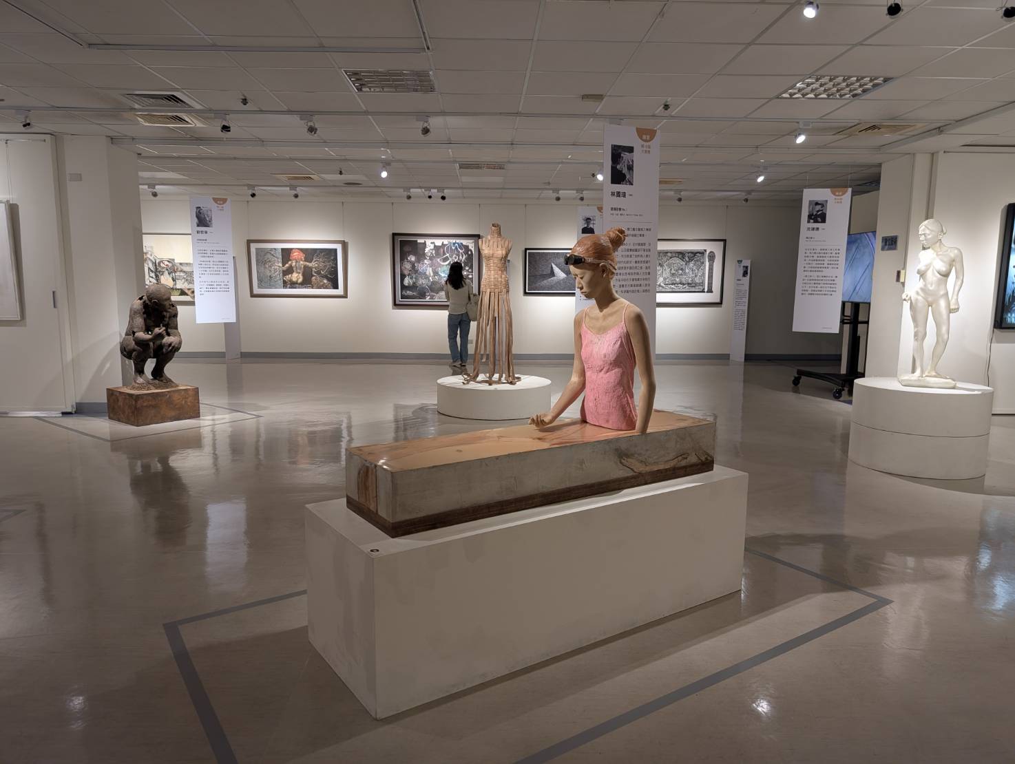 圖 大墩美展30年-巨匠名作特展-展場一景 記者王偉翻攝