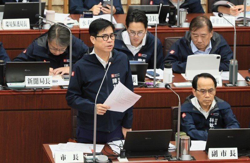 議員建議引進水上觀光運具  陳其邁：結合港區腹地優勢 提升觀光發展潛力