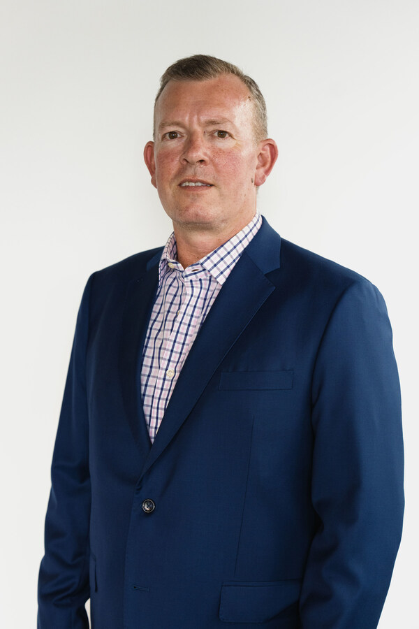 格倫外匯FXTRADING.com任命Adam Phillips為首席執行官，開啟增長新紀元