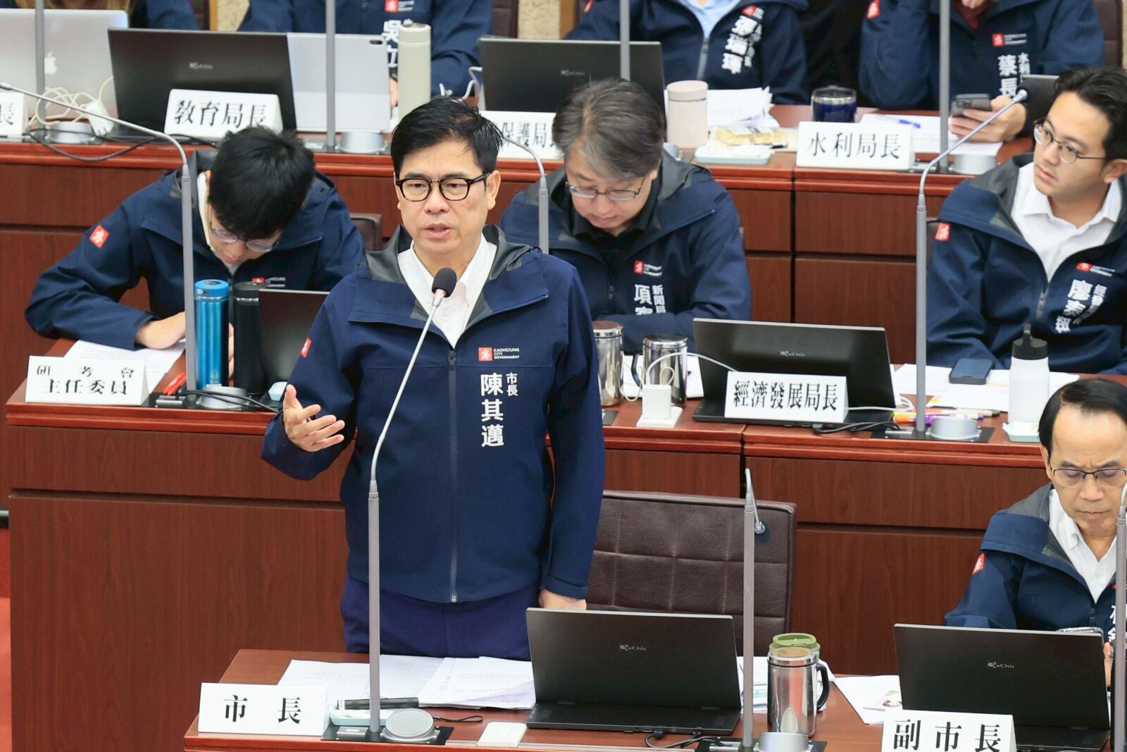 演唱會經濟觀光產業助高雄發展 陳其邁:6成服務業人口實質收入成長 214 演唱會經濟觀光產業助高雄發展 陳其邁:6成服務業人口實質收入成長 213