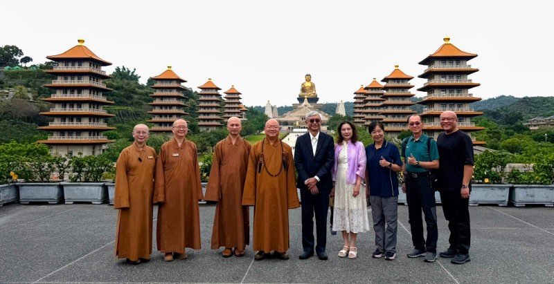 高雄秀傳院長拜會佛光山 攜手推動高齡醫療與長照合作