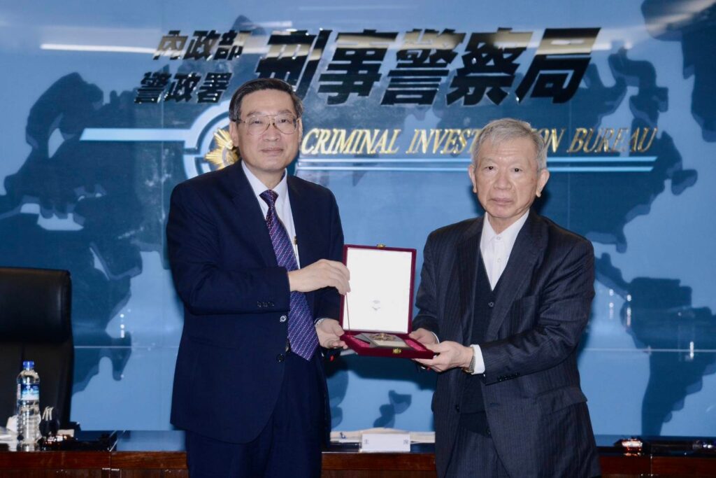 日本律師聯合會參訪刑事警察局 促進臺日司法實務交流 30 MEITU 20251202 142057428
