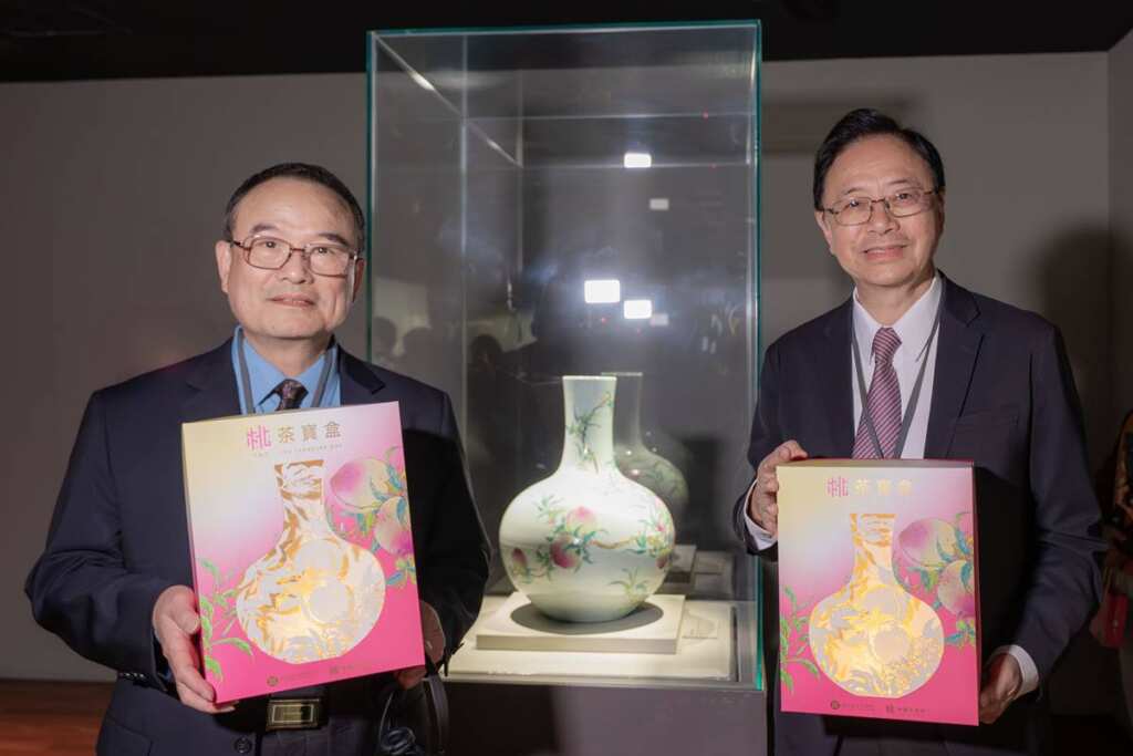 ▲桃市府攜手故宮推出「桃茶寶盒」。