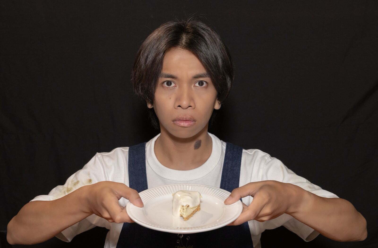 角頭演員陳萬號化身警察用美食查案 17LIVE原創短劇《有料偵探》12/3上線 222 CNEWS195251202a02
