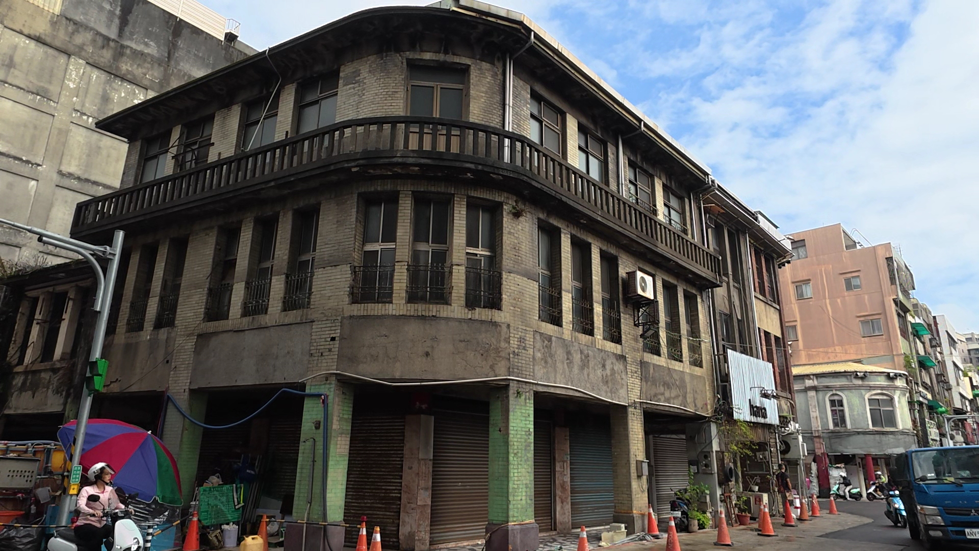 【有片】內政部推「老宅延壽補助」 桃園建管處:透天厝先做這1項才能申請 vs251202 002