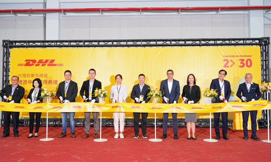▲DHL 因應半導體市場的快速成長，於前鎮商港區打造萬坪級「前鎮物流中心」，舉辦剪綵啟用典禮。
