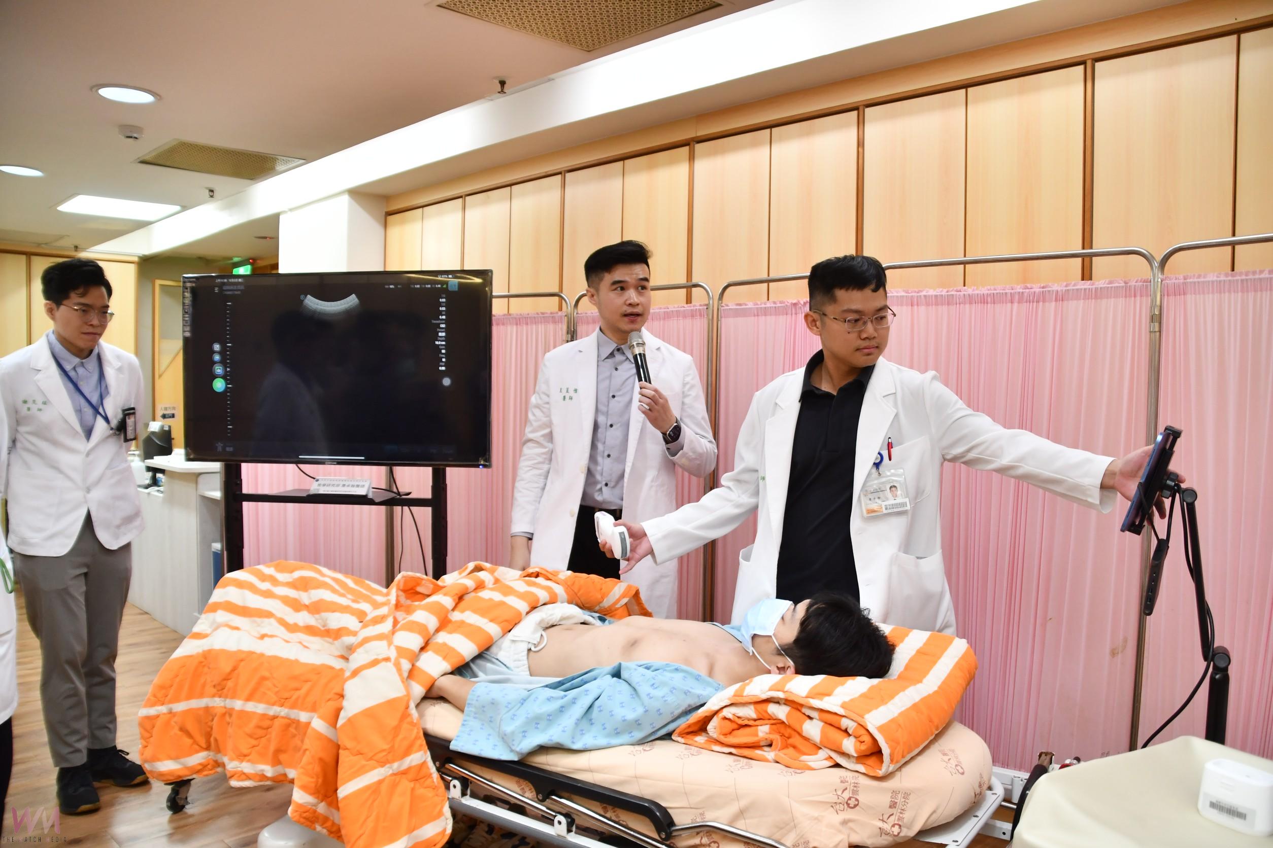 臺大醫院雲林分院獲贈手持式超音波 PGY「人手一機」強化臨床即戰力