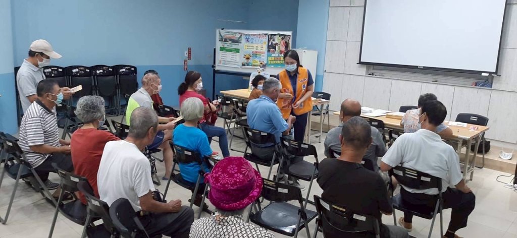 70歲換照新制115年上路-需等監理所、站通知才換照