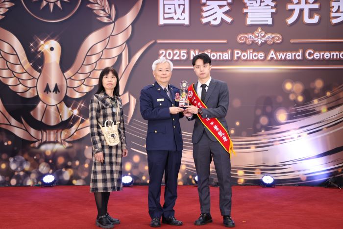 專業與團隊能量發光 新北警榮獲多項國家警光獎 33 《圖說》打擊詐欺類/優等--刑事警察大隊偵查佐葉凱原。〈警察局提供〉