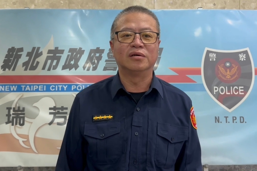 瑞芳警方加強路檢與毒駕快篩 通緝犯深夜落網 涉毒駕駛接連攔下 用路安全再強化 39 MEITU 20251203 145900342