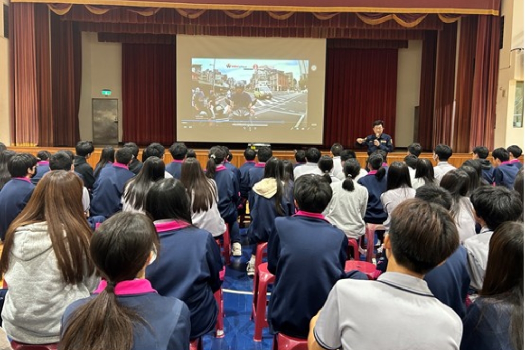 未成年無照駕車其監護人 應同時接受道路交通安全講習 46 MEITU 20251203 173121732