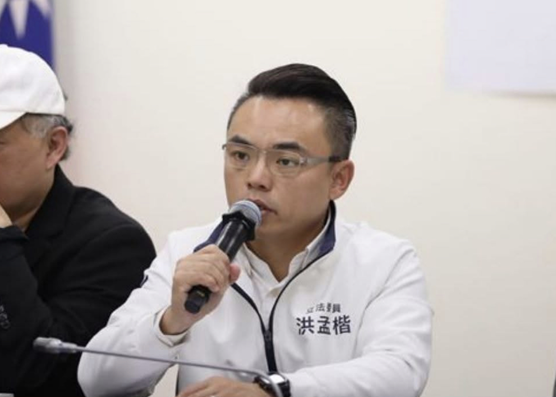 ▲立委洪孟楷偕民團呼籲政府，力推性侵、虐童、詐騙等重罪鞭刑入法，讓司法真正保護受害者。