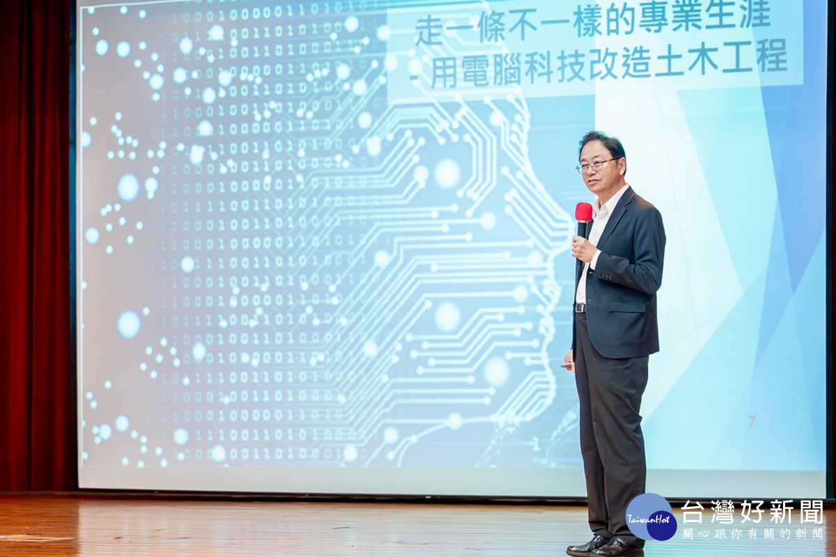 桃園市長張善政分享他的求學及多元職涯歷程。<br /><br /> 