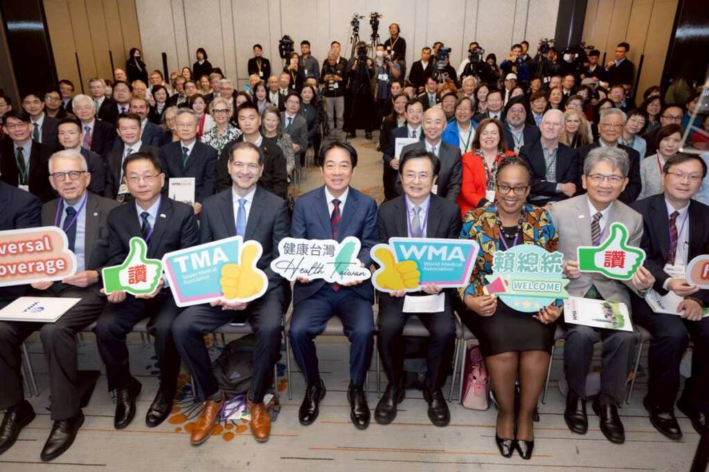 ▲總統出席中華民國醫師公會全國聯合會,國際研討會開幕式。