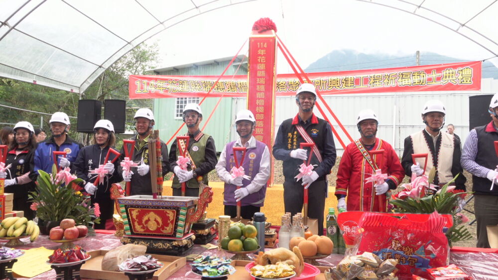 吳萬德出席鶺櫓棧部落聚會所動土 族人長年期盼感謝原民會支持 226 吳萬德出席鶺櫓棧部落聚會所動土 族人長年期盼感謝原民會支持 225