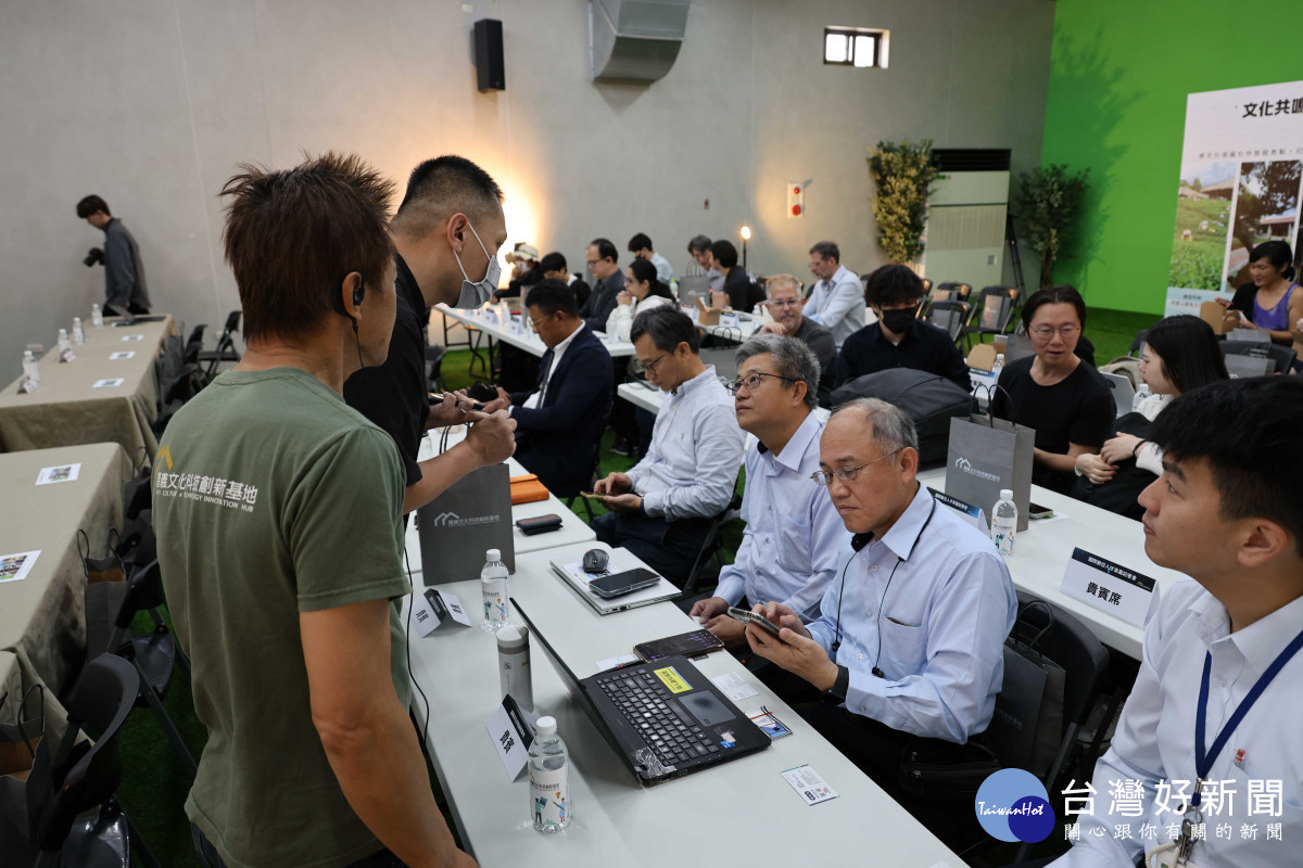 嘉義縣文化觀光局、國發會數位牧民辦公室舉辦「國際數位人才來嘉」文化好嘉、觀光好嘉記者會/嘉義縣府提供