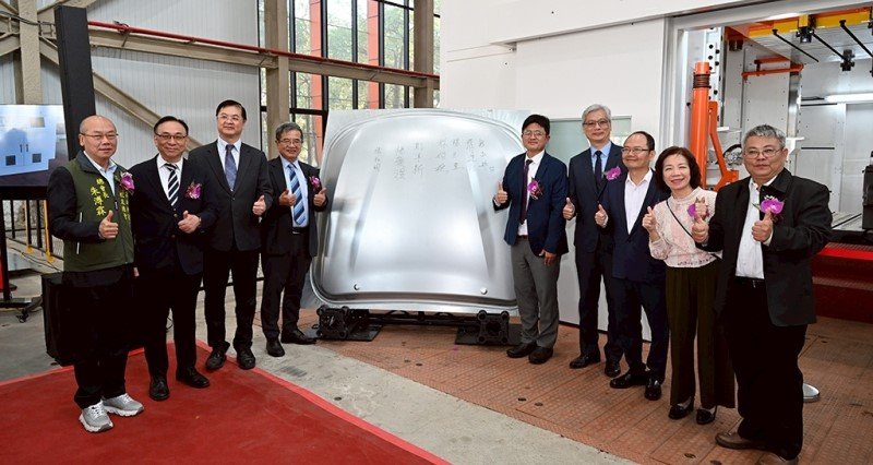 高科大先進材料成型技術中心落成  加速高階材料與製程開發