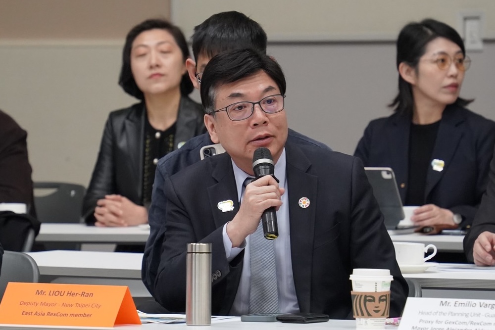 轟蘇巧慧只會「看臉色」 劉和然:不敢擋政院版財劃法就是糟蹋新北 218 轟蘇巧慧只會「看臉色」 劉和然:不敢擋政院版財劃法就是糟蹋新北 217