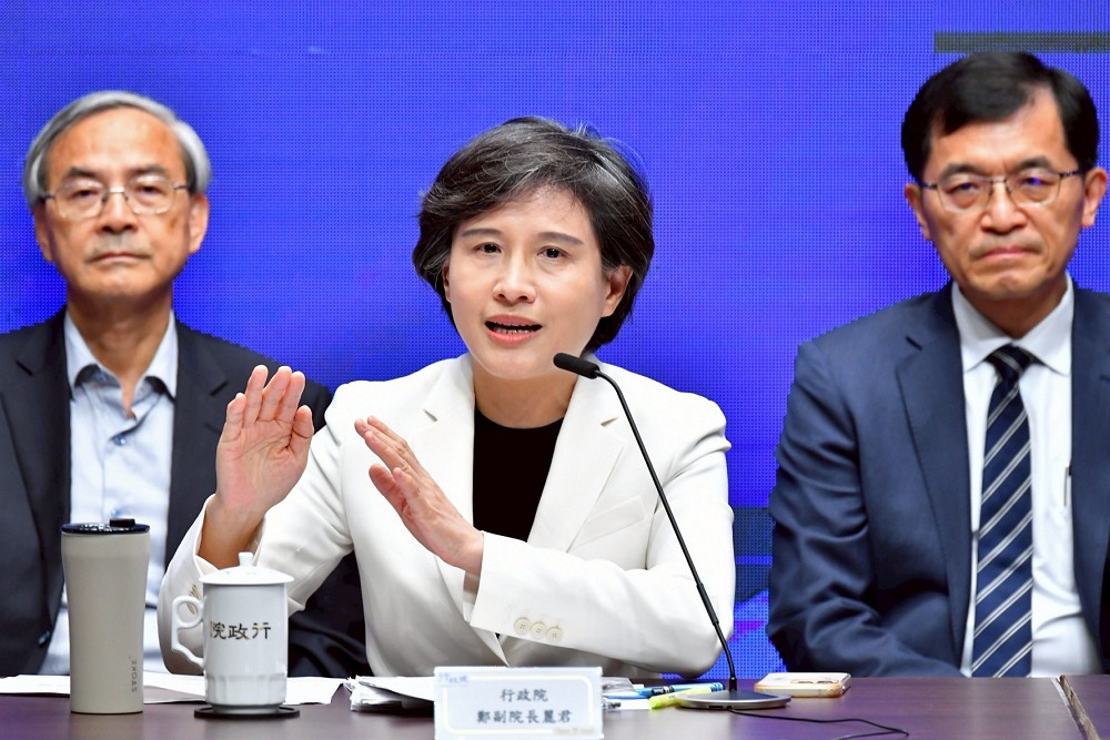 【桃北人選2-2】王世堅多次「表白」黨內籲別強迫 鄭麗君人格特質適合台北呼聲高 194 【桃北人選2-2】王世堅多次「表白」黨內籲別強迫 鄭麗君人格特質適合台北呼聲高 193