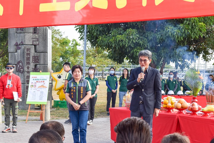 ▲莿桐鄉長青食堂中央廚房動土典禮,樂活公園變身幸福大廚房,打造長者的暖心美食。(記者劉春生攝)