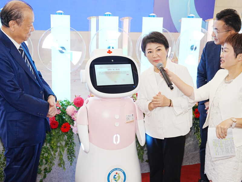 圖文:臺中市立老人復健綜合醫院正式開幕。